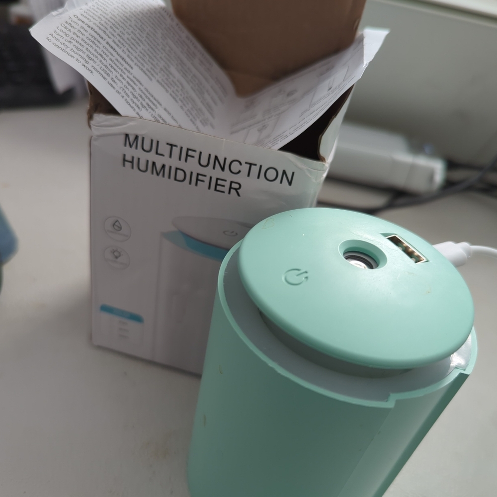 Mini Humidifier - Picture 3 of 10